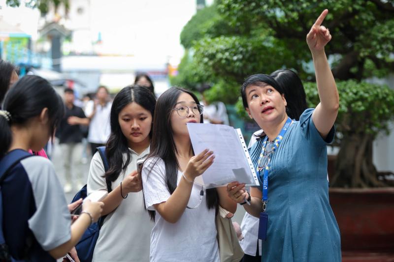 Đánh giá năng lực: 63% thí sinh thi lại cải thiện điểm số, đề thi ra sao? - Ảnh 4.