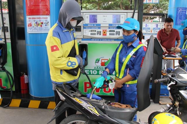 E100 Dung Quất trở lại, tăng tốc cho lộ trình xăng E10 - Ảnh 5.