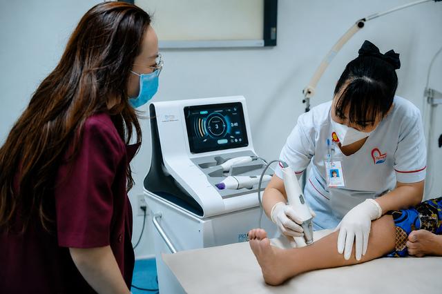 Phòng khám đa khoa Olympia tiếp nhận chuyển giao công nghệ Plasma Gold thế hệ mới - Ảnh 4.
