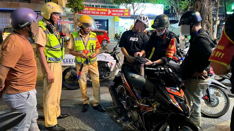 Thiếu tướng Nguyễn Hữu Hợp: Mạnh tay với tội phạm, giữ vững an ninh mùa lễ hội- Ảnh 7.