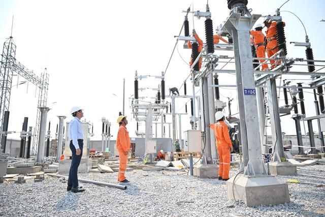 Công trình điện thứ 51 kịp đóng điện lúc 23 giờ 50 phút khuya 30.4- Ảnh 3.