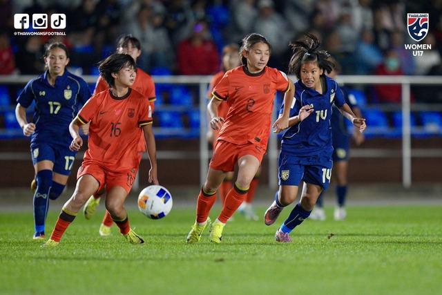 U.17 nữ Thái Lan bị chỉ trích vì thua đậm Trung Quốc 0-6, U.17 nữ Việt Nam được khen ngợi- Ảnh 2.