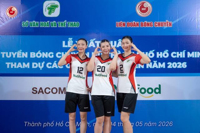Đồng đội cũ của Trần Thị Thanh Thúy làm thủ quân đội bóng chuyền nữ TP.HCM- Ảnh 1.
