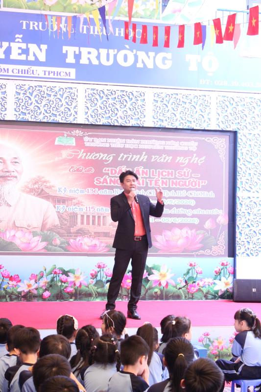 Đạo diễn 97 tuổi Xuân Phượng rưng rưng kể lại lần gặp Bác Hồ ở Việt Bắc - Ảnh 5.