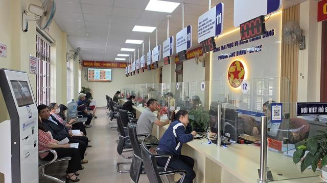 Thủ tục gọn, dân lợi: Luồng gió mới cải cách hành chính- Ảnh 1.