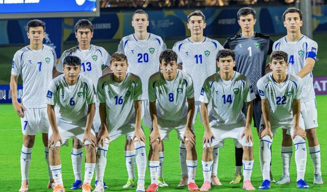 U.17 Hàn Quốc rất tốt nhưng U.17 Uzbekistan... rất tiếc: Đàn em Son Heung-min thua cay đắng, không vào bán kết- Ảnh 1.