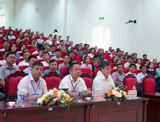 Vì sao cán bộ phường Buôn Ma Thuột mất suất sát hạch công chức?- Ảnh 1.