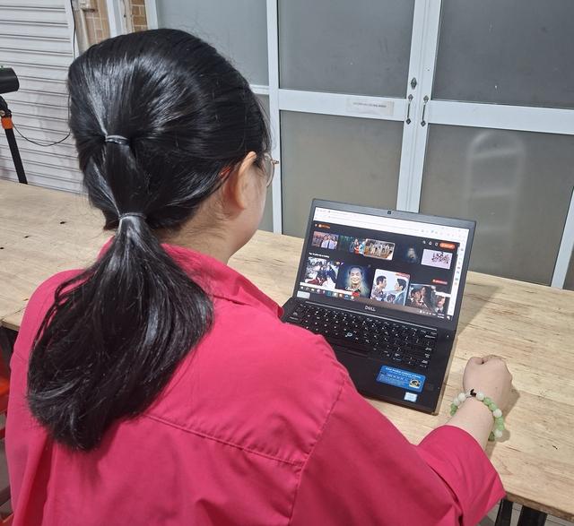 Phim lậu “hết đất sống” - Ảnh 4.