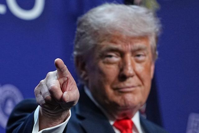 Ông Trump tăng thuế nhập khẩu ô tô EU - Ảnh 1.