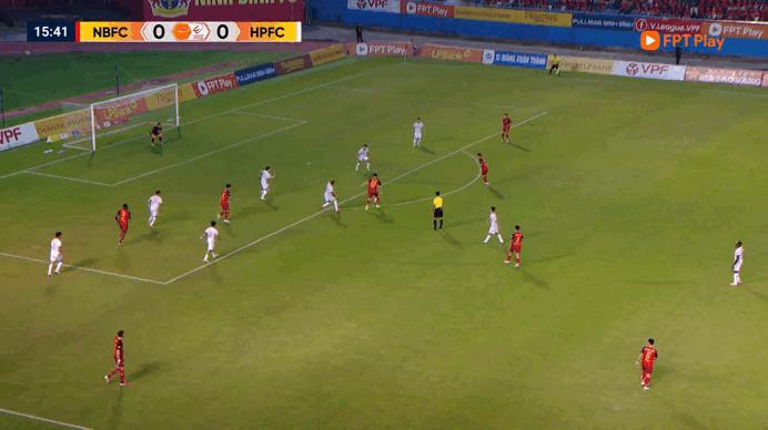 Chỉ 1 Hoàng Đức vẫn giúp Ninh Bình thắng dễ đội khó chịu nhất V-League - Ảnh 2.