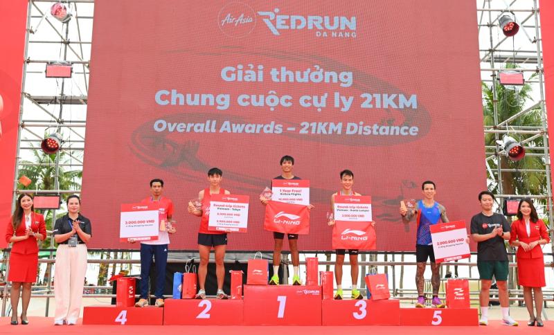 Gần 8.000 runner 'đổ bộ' Đà Nẵng, AirAsia RedRun 2026 gây sốt ngay mùa đầu- Ảnh 8.