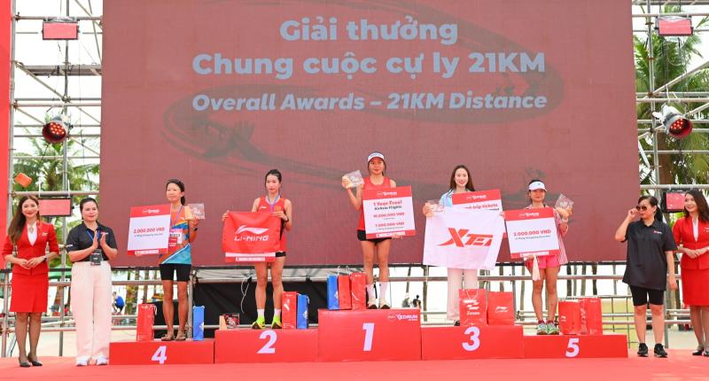 Gần 8.000 runner 'đổ bộ' Đà Nẵng, AirAsia RedRun 2026 gây sốt ngay mùa đầu- Ảnh 9.