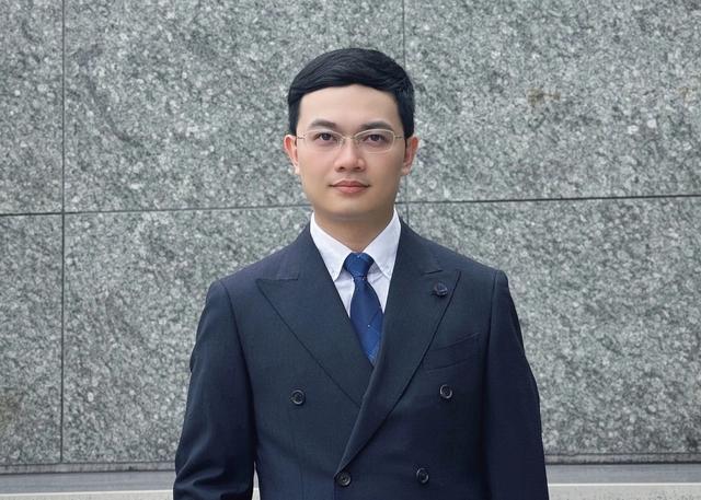 Từng thi rớt đại học, chàng trai tốt nghiệp xuất sắc tiến sĩ AI - Ảnh 2.
