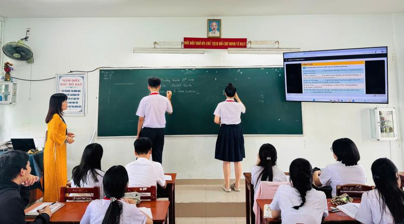 Thi lớp 10 ở Đà Nẵng: Học sinh 'chạy nước rút', phụ huynh mất ngủ theo con- Ảnh 2.