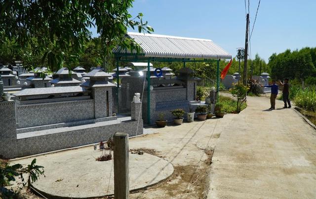 Quảng Ngãi: Hơn 2,1 ha đất nông nghiệp 'biến thành' khu an táng- Ảnh 1.