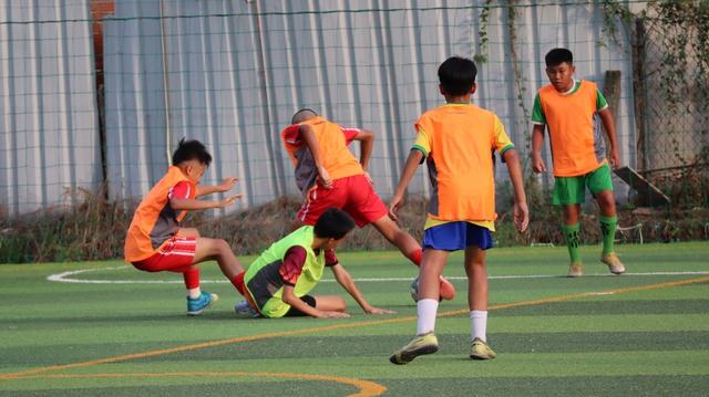 Tuyển sinh cho Học viện Bóng đá Trường Tươi Đồng Nai: Bật khóc khi trúng tuyển- Ảnh 7.