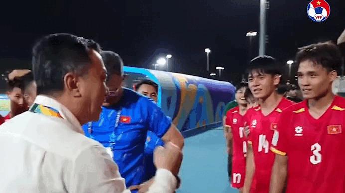 U.17 Việt Nam không phải đá vòng loại World Cup, Chủ tịch VFF tiết lộ kế hoạch cực hay- Ảnh 1.