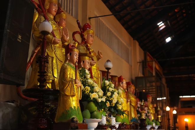 Chùa cổ hơn 200 năm ở TP.HCM: Vua Thành Thái ban sắc, gắn đại gia 'nhì Phương'- Ảnh 8.