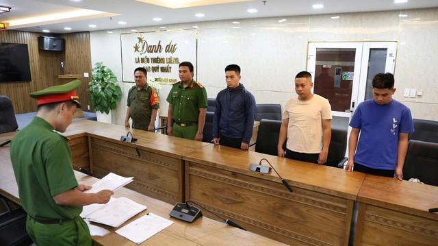 Bắt 'ông trùm' khí cười 9X đưa hàng từ phía bắc vào Đà Nẵng tiêu thụ- Ảnh 1.