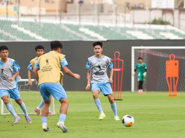 AFC dự báo cực hay trận U.17 Việt Nam đấu Hàn Quốc: ‘Cuộc chạy đua kỳ thú tranh vé tứ kết’- Ảnh 3.