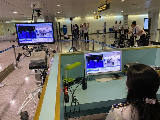 TP.HCM giám sát, ngăn chặn nguy cơ xâm nhập của dịch bệnh Ebola từ cửa khẩu - Ảnh 2.