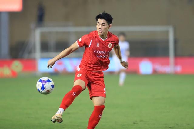 Cặp Đình Bắc - Xuân Son sẽ giúp đội tuyển Việt Nam 'càn quét' AFF Cup?- Ảnh 1.