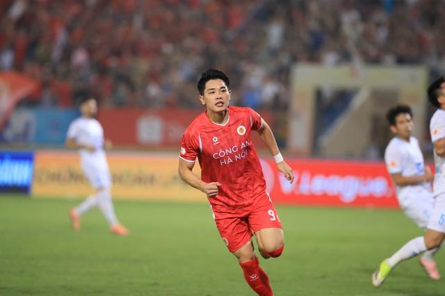 Bảng xếp hạng V-League mới nhất: HAGL ‘đẩy’ Đà Nẵng xuống tận đáy, cuộc đua tốp cuối thật giả khó lường- Ảnh 3.