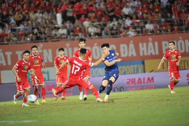 Đội tuyển Việt Nam đang mạnh lên, tự tin chinh phục mục tiêu lịch sử AFF Cup 2026- Ảnh 1. Đội tuyển Việt Nam đang mạnh lên, tự tin chinh phục mục tiêu lịch sử AFF Cup 2026- Ảnh 1.