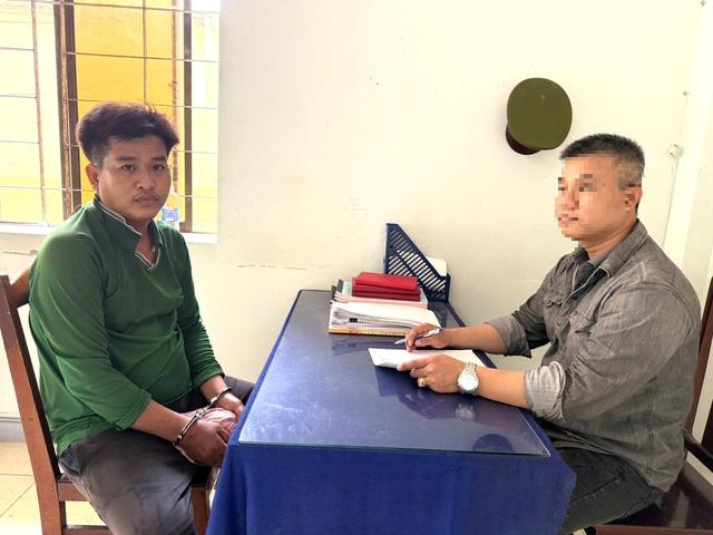 Cà Mau bắt giữ đối tượng bị truy nã về hành di hiếp dâm- Ảnh 1.
