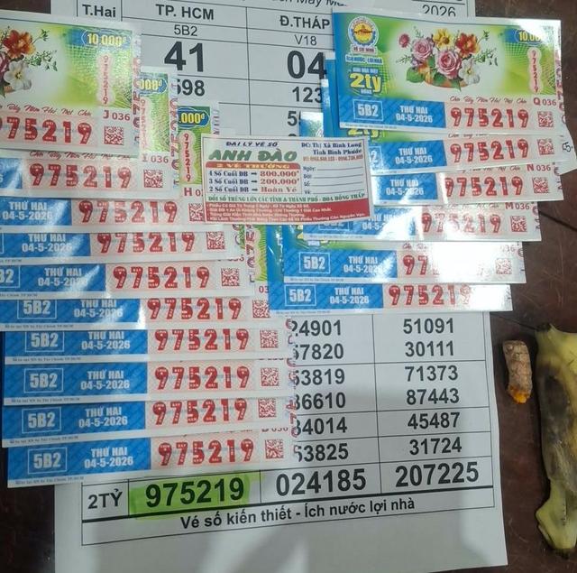Mua dãy số ngẫu nhiên, người phụ nữ trúng 32 tỉ xổ số miền Nam đài TP.HCM- Ảnh 1.