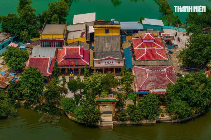Đình cổ hơn 150 năm 'giữa dòng kênh' độc bản ở TP.HCM, được vua ban sắc phong- Ảnh 2.