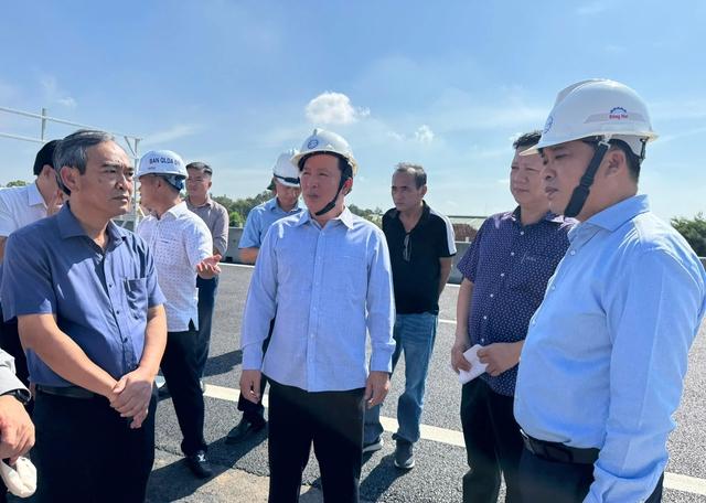Cao tốc Biên Hòa - Vũng Tàu sắp thông xe toàn tuyến - Ảnh 1.