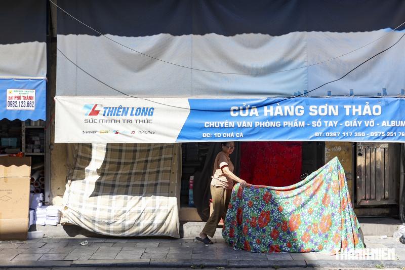 Hà Nội trong ngày nắng nóng đỉnh điểm- Ảnh 9.