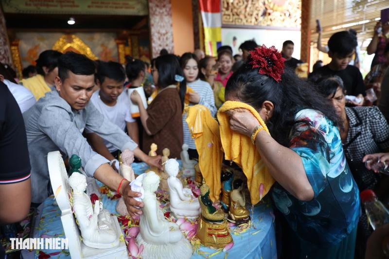 Chùa trong hẻm ở TP.HCM: Sư không ăn chay, giữ truyền thống Khmer Nam bộ - Ảnh 10.