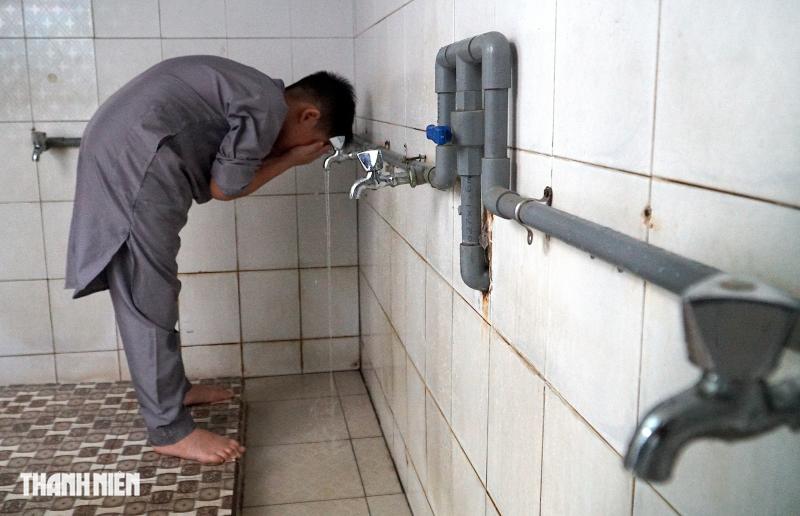 Hàng ngàn người theo đạo Hồi ở TP.HCM đón ‘Tết Nguyên đán’ tại thánh đường  - Ảnh 2.