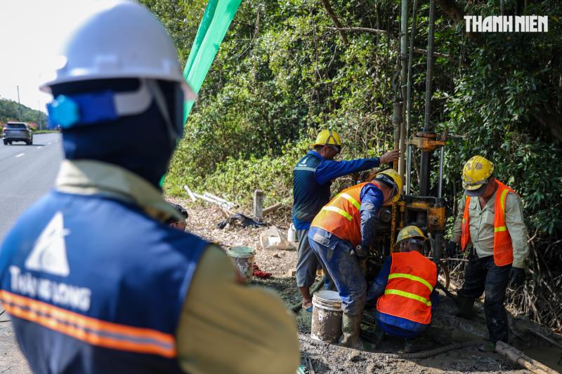 Khoan khảo sát địa chất dọc Rừng Sác chuẩn bị làm metro Bến Thành - Cần Giờ - Ảnh 9.