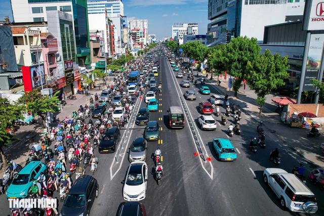 Từ 15.5, đường Cộng Hòa đảo chiều làn xe giờ cao điểm: Lưu thông ra sao? - Ảnh 1.