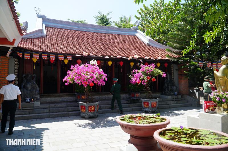 Những ngôi chùa nhỏ cổ kính nép mình giữa bốn bề biển cả Trường Sa - Ảnh 10.