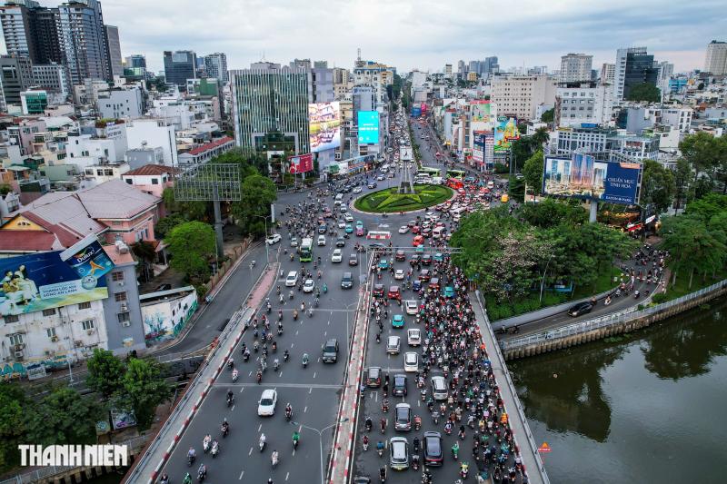 TP.HCM sắp đổi cách chạy xe ở vòng xoay Nguyễn Bỉnh Khiêm: Đi sao cho đúng?- Ảnh 2.