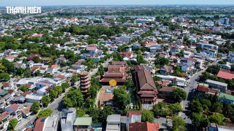 Ghé thăm những ngôi cổ tự trăm năm tuổi ở Huế dịp đại lễ Phật đản- Ảnh 5.