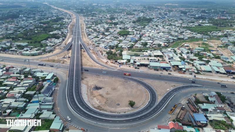 Cao tốc Biên Hòa - Vũng Tàu sắp về đích, chuẩn bị thông xe toàn tuyến - Ảnh 1.