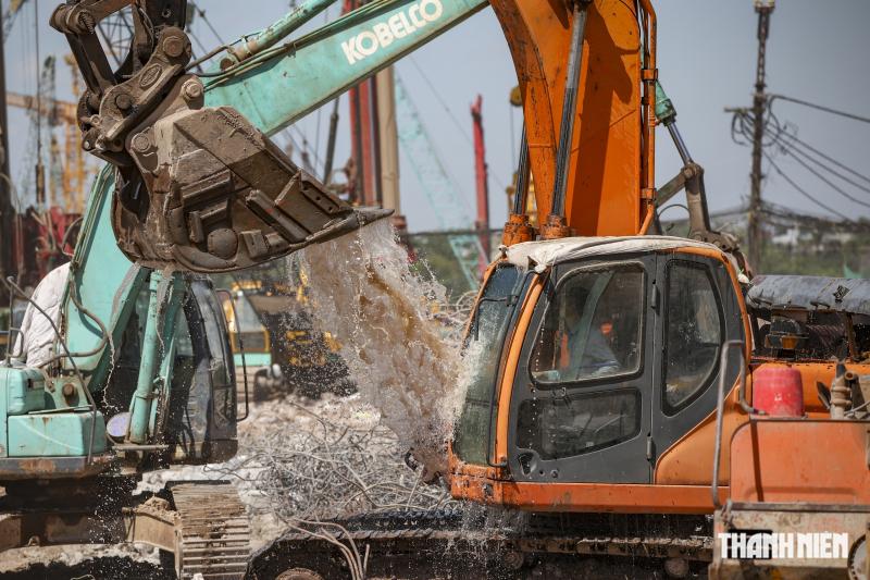 Hà Nội trong ngày nắng nóng đỉnh điểm- Ảnh 15.