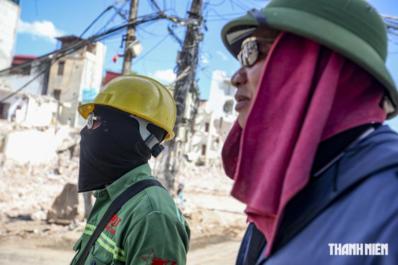 Hà Nội trong ngày nắng nóng đỉnh điểm- Ảnh 13.