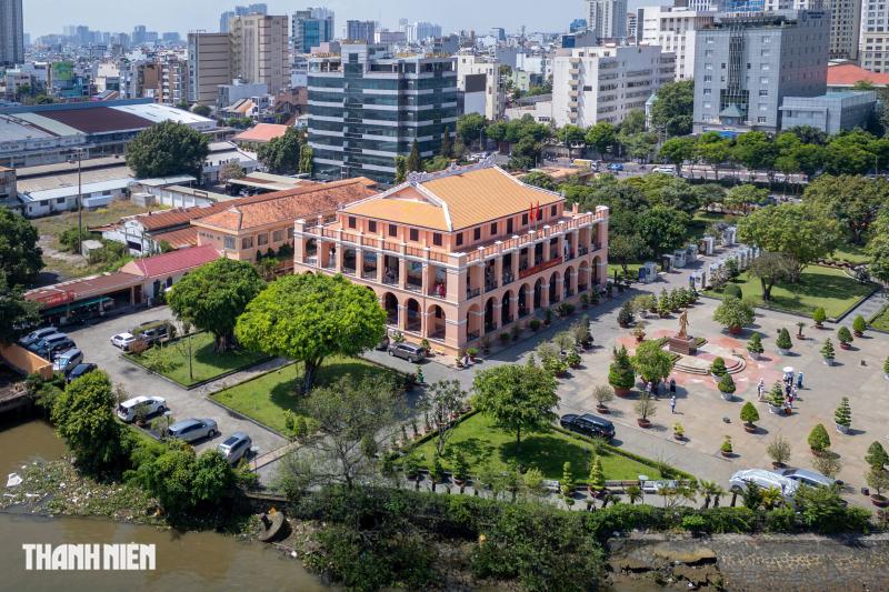 Hôm nay, Bảo tàng Hồ Chí Minh ở Bến Nhà Rồng tạm đóng cửa để cải tạo - Ảnh 2.