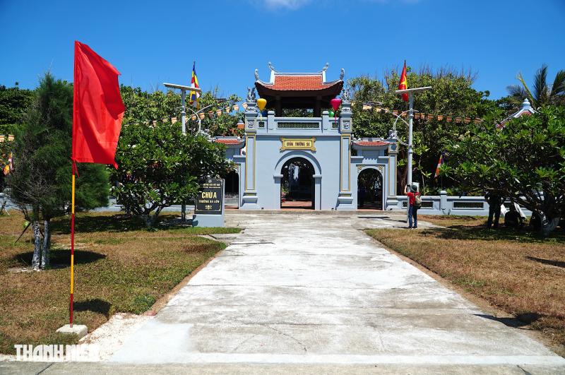 Những ngôi chùa nhỏ cổ kính nép mình giữa bốn bề biển cả Trường Sa - Ảnh 14.