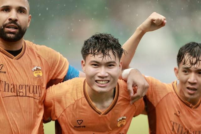 Lửa sém chân mày, HAGL chờ người hùng U.23 Việt Nam tỏa sáng- Ảnh 3.