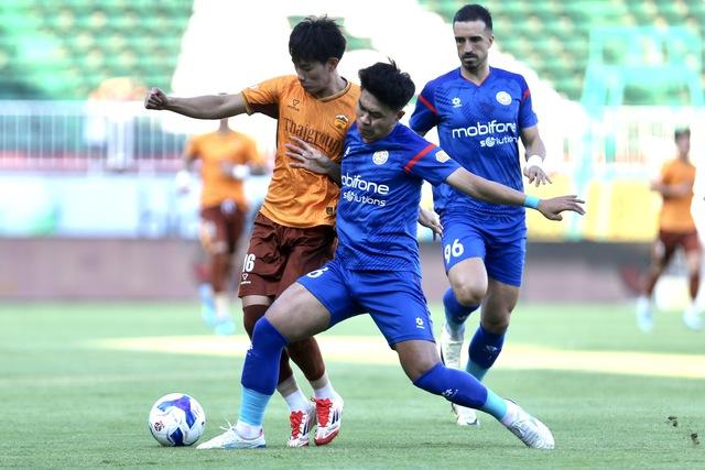 Trung Kiên ‘bất ngờ’ vắng mặt, HAGL dùng 2 nhân sự chưa đá trận nào mùa này: Thua PVF-CAND là phải! - Ảnh 3.