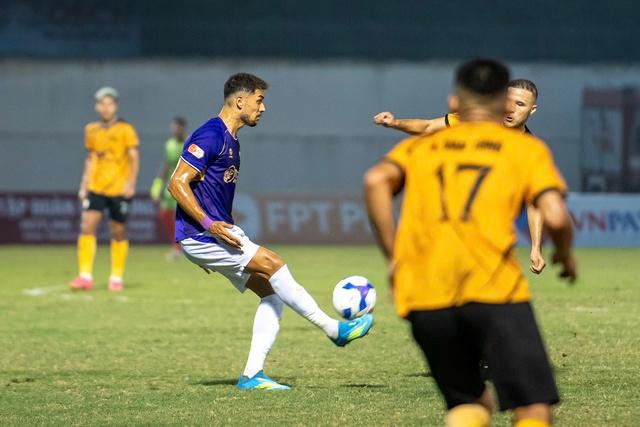 Sao U.23 Việt Nam quá hay, Hoàng Hên quá nhạt: Thanh Hóa đánh bại Hà Nội, vẫn chưa trụ hạng! - Ảnh 3.