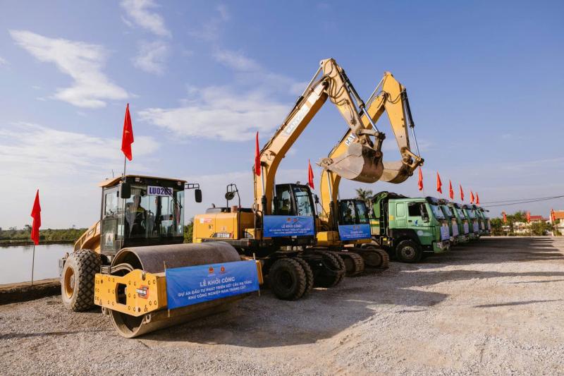 Khởi công khu công nghiệp kết nối 5 loại hình giao thông  - Ảnh 2.