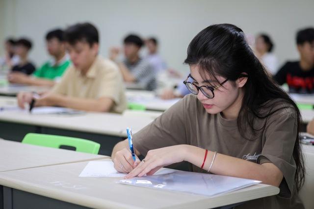 ĐH Quốc gia TP.HCM thông tin việc công bố điểm thi đánh giá năng lực đợt 2  - Ảnh 1.